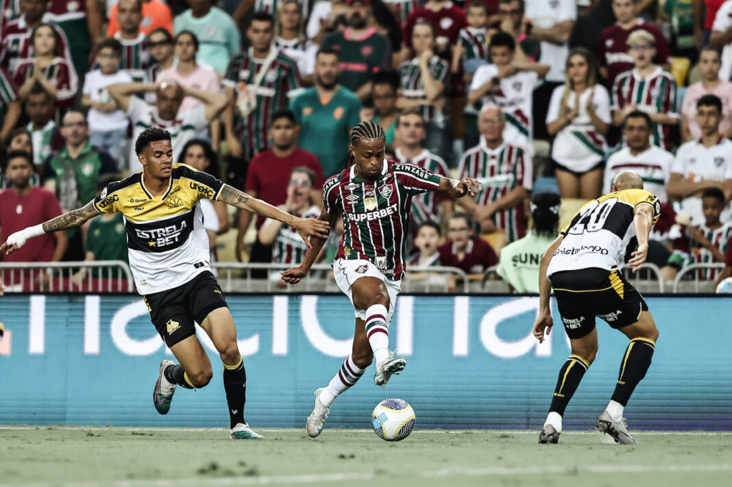 fluminense-se-afoba-no-fim,-nao-consegue-marcar-e-empata-com-o-criciuma