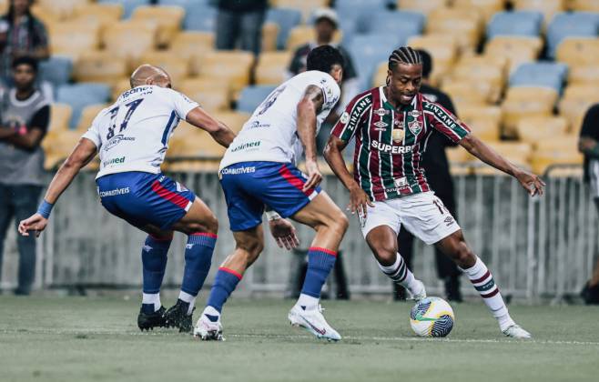 fluminense-arranca-empate-do-fortaleza-no-fim-e-segue-em-situacao-delicada-no-brasileirao