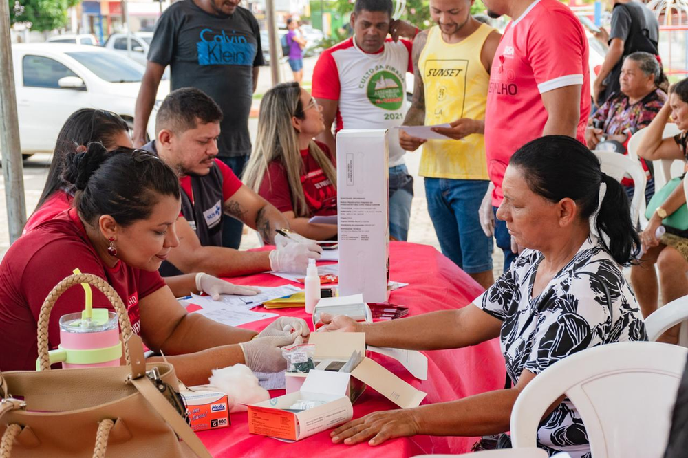 prefeitura-de-cruzeiro-do-sul-inicia-campanha-dezembro-vermelho-com-testes-rapidos-e-orientacoes