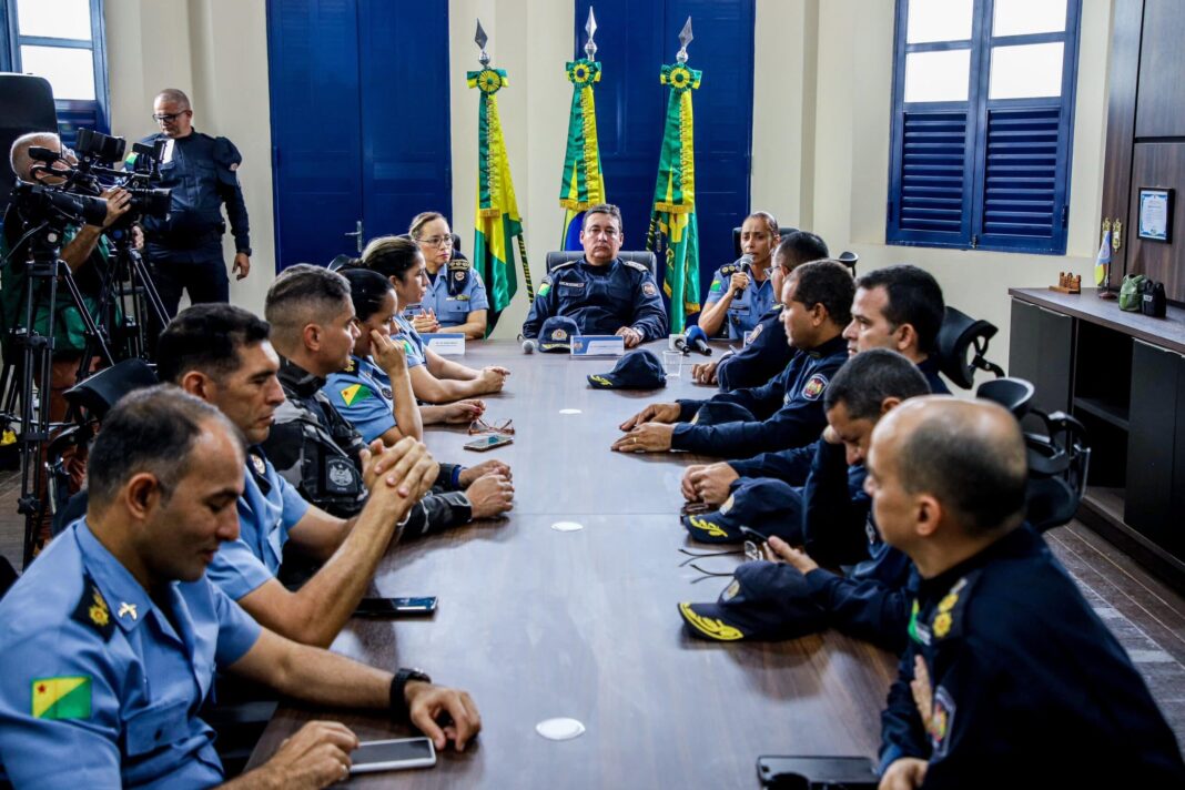 em-coletiva-a-imprensa,-governo-lanca-operacao-papai-noel-e-divulga-medidas-protetivas-e-de-seguranca-durante-o-periodo-festivo