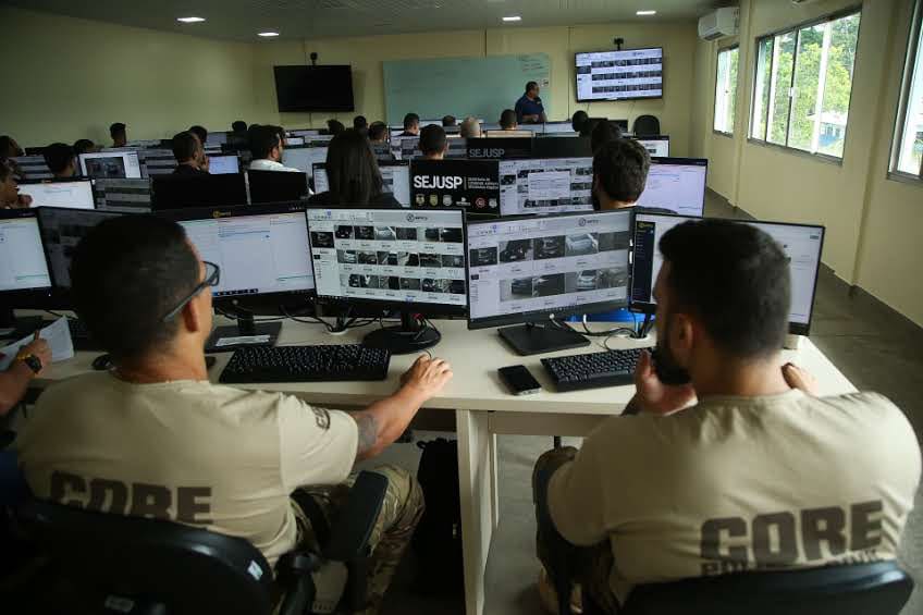 seguranca-publica-promove-curso-de-capacitacao-em-cerco-eletronico-para-policia-civil-do-acre