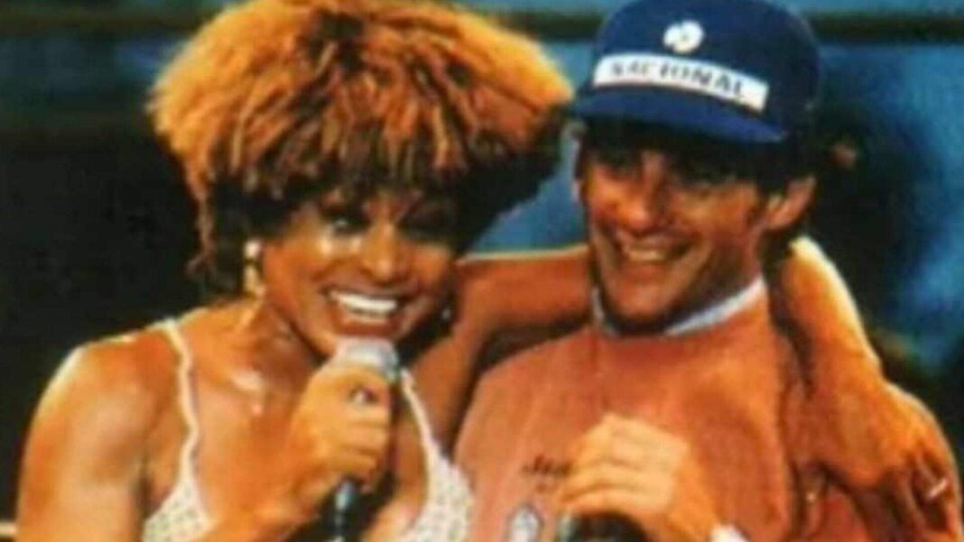 relembre:-em-1993,-ayrton-senna-foi-homenageado-por-tina-turner-durante-show