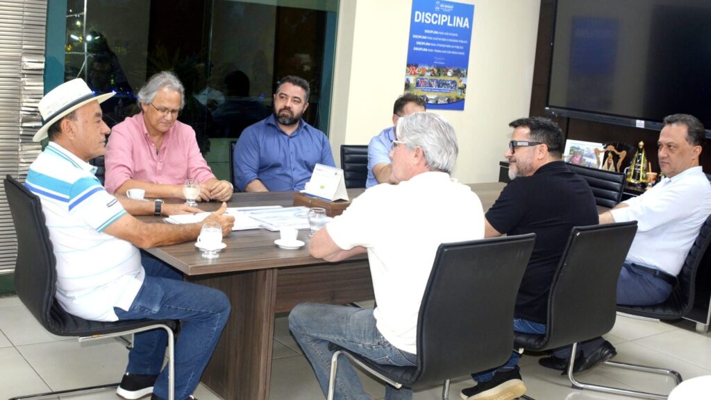 prefeito-recebe-empresarios-de-rondonia-que-pretendem-investir-no-estado