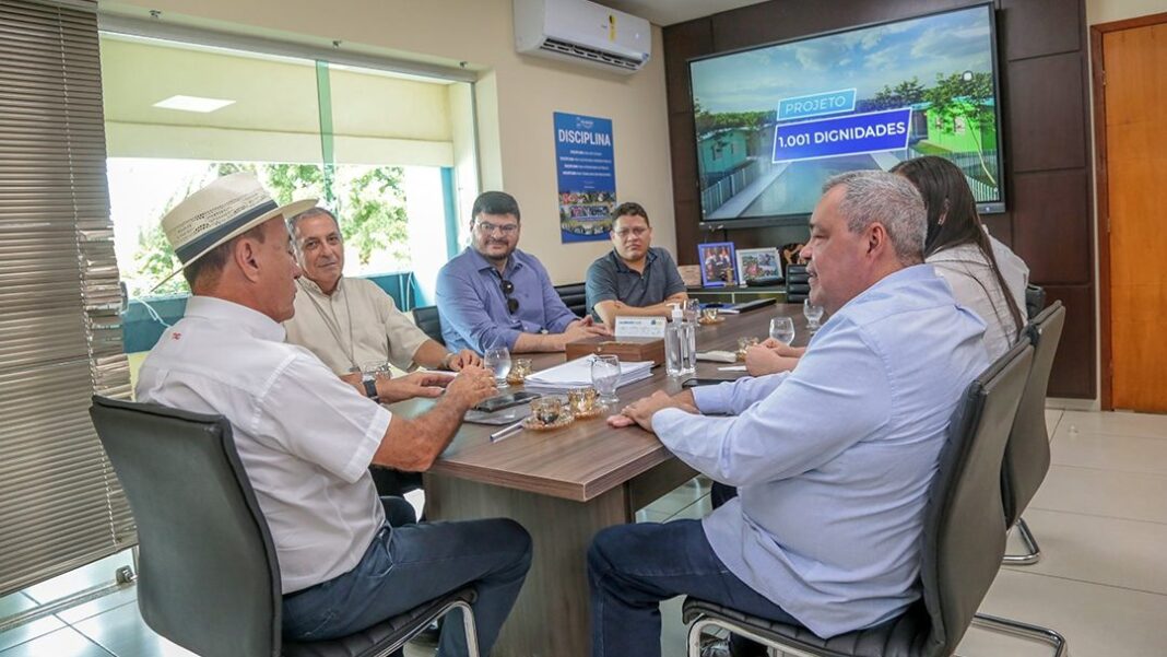 prefeitura-de-rio-branco-firma-convenio-com-hospital-santa-juliana-para-realizacao-de-cirurgias-eletivas