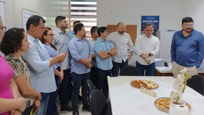 rennan-biths-assume-a-secretaria-de-saude-de-rio-branco-e-reforca-compromisso-com-a-populacao