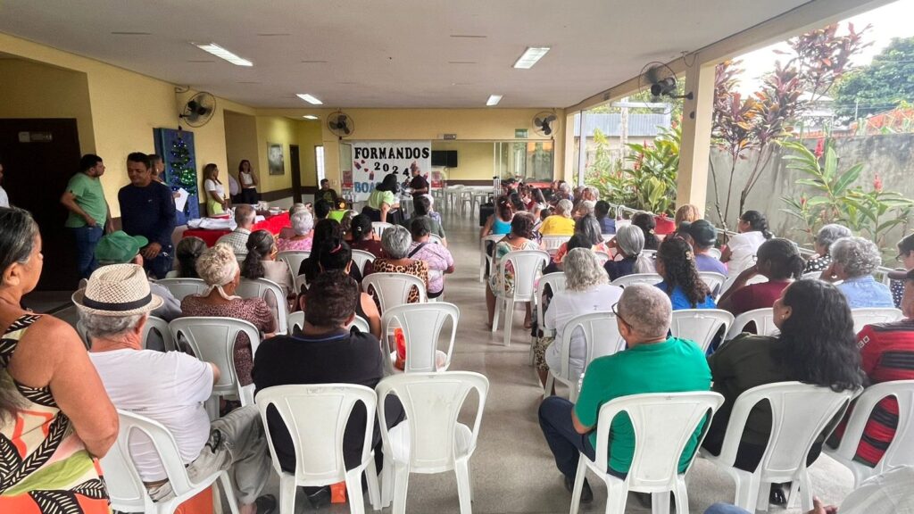 prefeitura-de-rio-branco-transforma-vidas-com-alfabetizacao-no-centro-do-idoso
