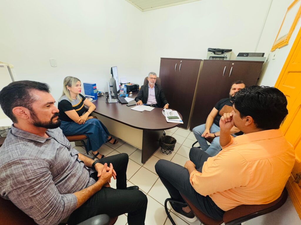 policia-cientifica-do-acre-debate-melhorias-na-emissao-de-declaracoes-de-obito-com-representantes-do-centro-de-referencia-em-saude-do-trabalhador