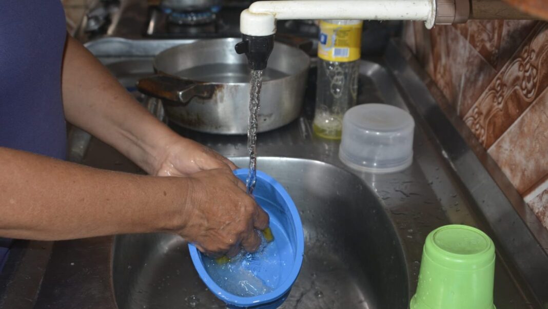 agua-chega-a-locais-antes-desabastecidos-no-bairro-calafate