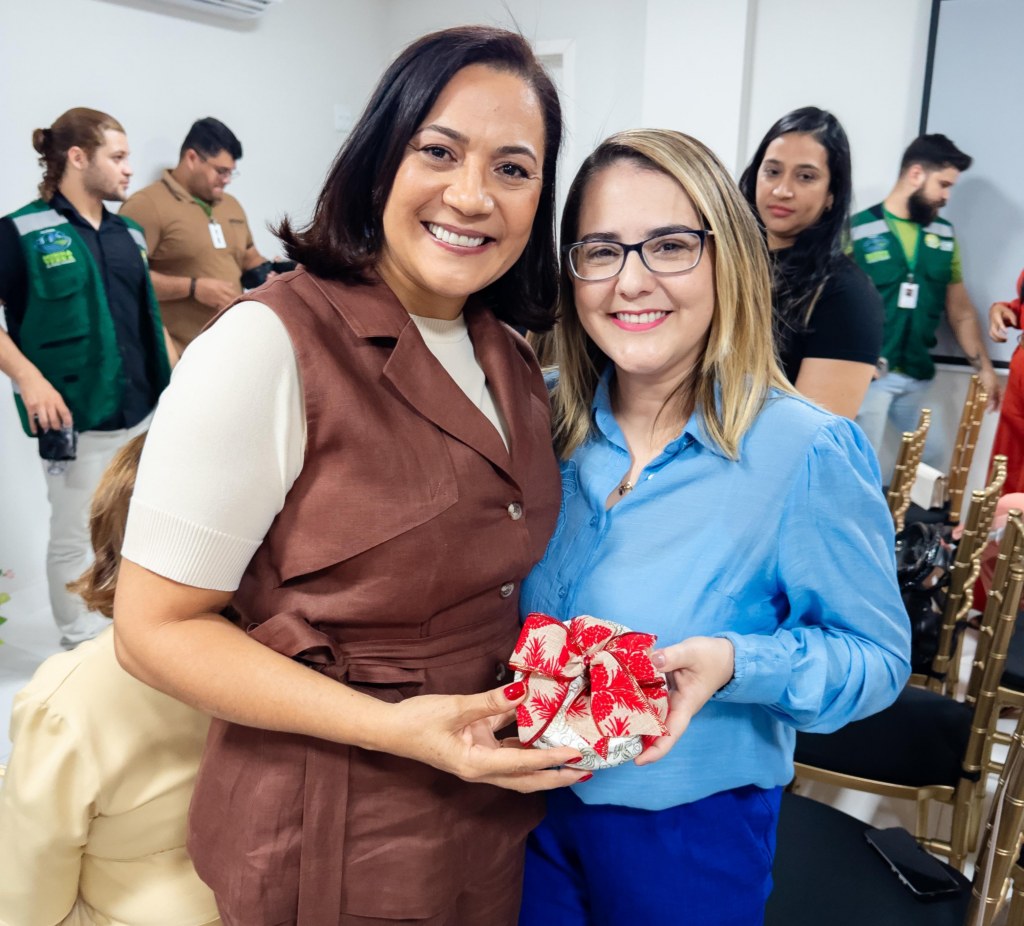 delegada-juliana-de-angelis-representa-a-policia-civil-do-acre-em-evento-de-homenagem-as-mulheres-na-gestao-estadual