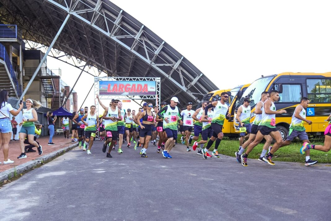 circuito-de-corridas-marieta-cameli-reune-atletas-em-manha-de-superacao-e-saude-na-arena-do-jurua