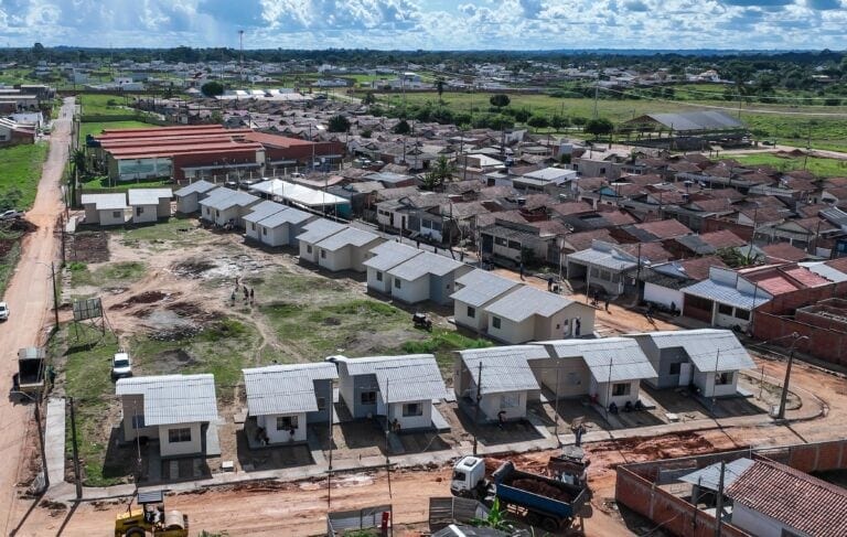 governo-do-acre-destaca-avancos-com-a-construcao-de-novas-unidades-habitacionais-em-2024