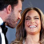 20 anos e uma segunda chance falha: a história de Jennifer Lopez e Ben Affleck