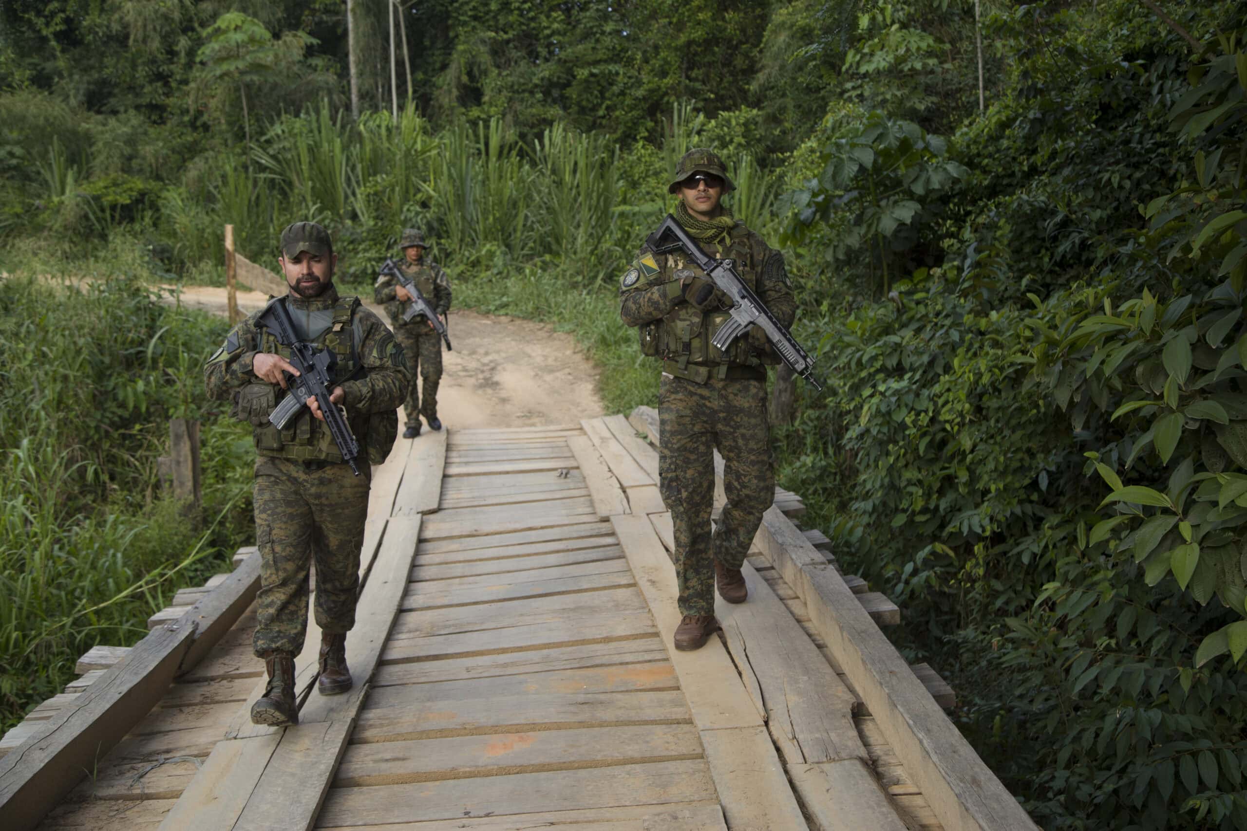 Gefron apreende 7kg de cocaína em tanque de moto que saiu de Brasiléia