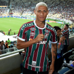 Com namorada grávida, Richarlison está na mira do Fluminense para 2025