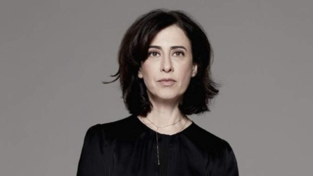 fernanda-torres-revela-que-nao-pretende-fazer-‘separacao’-na-carreira:-“brasileira-no-mundo” fernanda-torres-revela-que-nao-pretende-fazer-‘separacao’-na-carreira:-“brasileira-no-mundo”