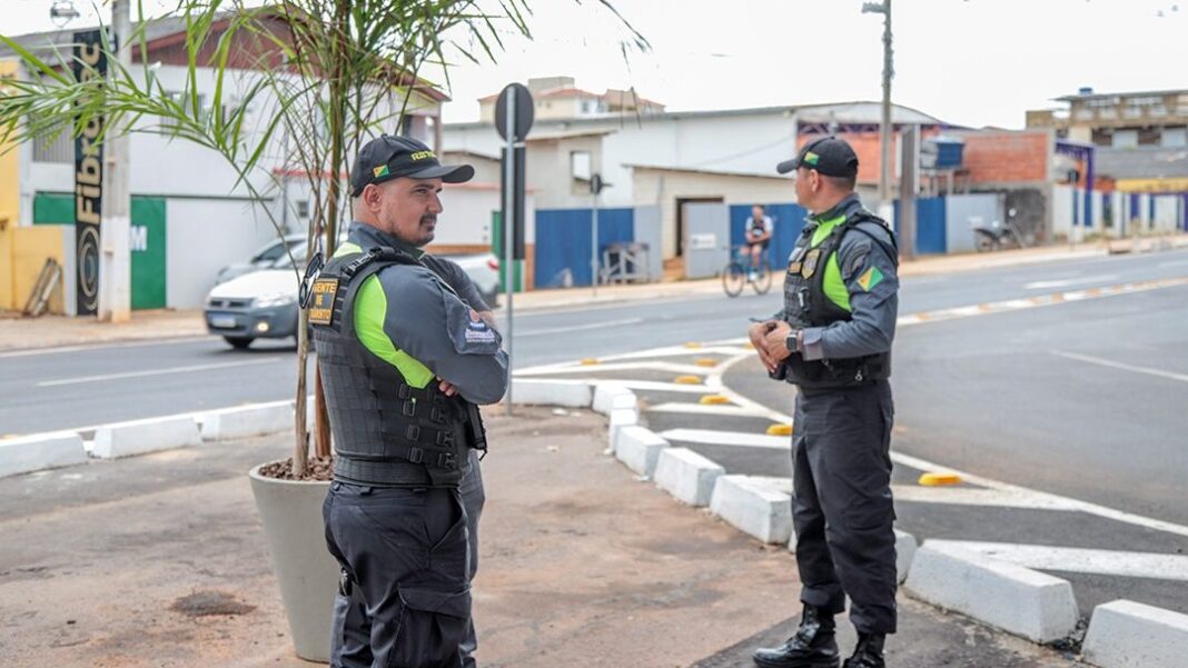 prefeitura-de-rio-branco-fiscaliza-transito-no-primeiro-elevado-da-capital-para-instruir-motoristas-infratores