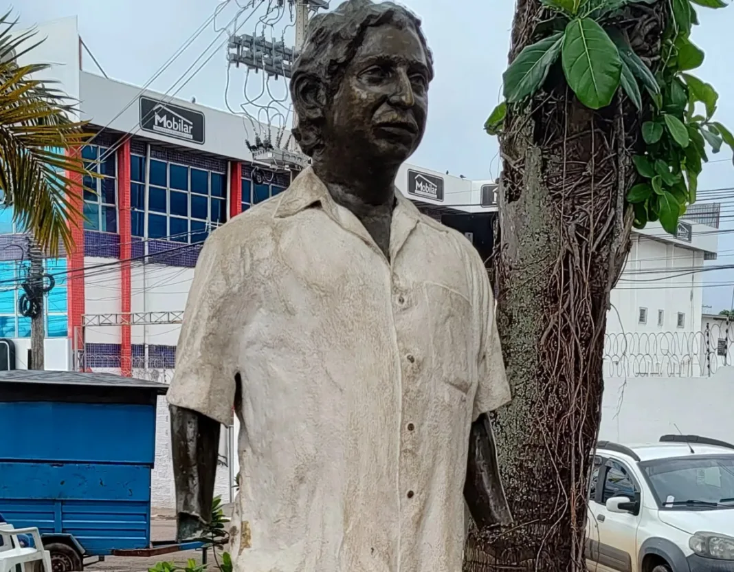 nota-publica-sobre-a-revitalizacao-da-estatua-de-chico-mendes,-no-centro-de-rio-branco