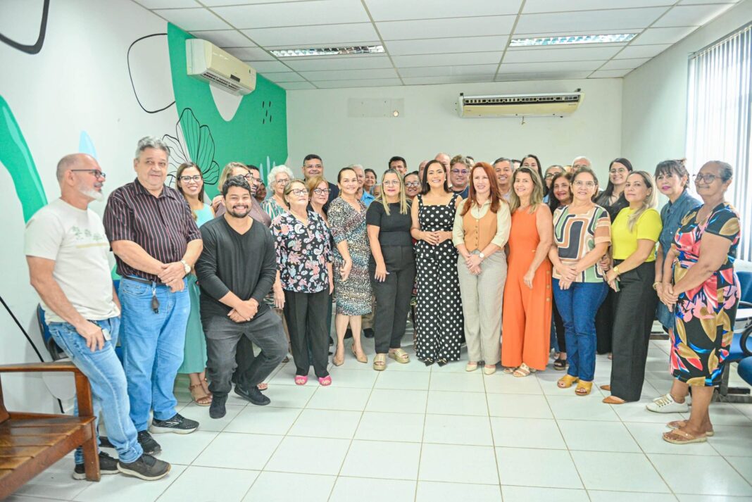 vice-governadora-mailza-assis-visita-sedes-do-ipem,-fapac-e-empresas-publicas