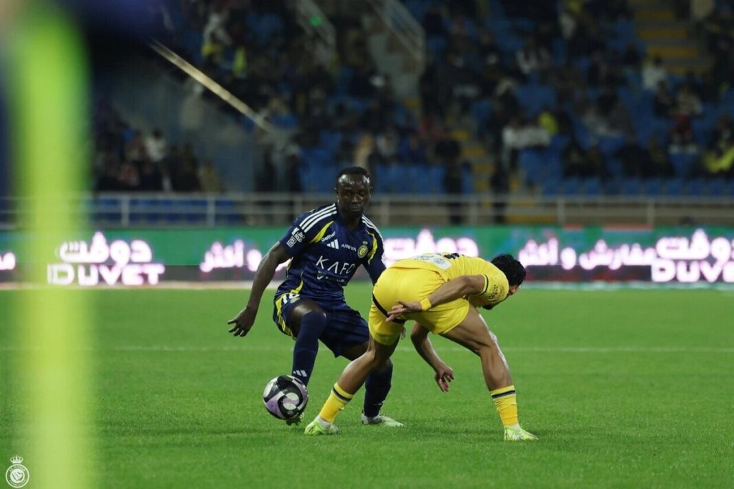 al-nassr-tropeca-na-liga-saudita-e-aumenta-ainda-mais-a-distancia-para-o-lider