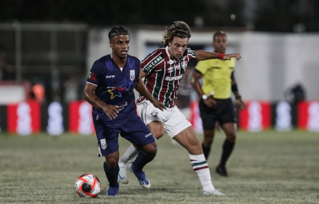 fluminense-arranca-empate-contra-o-lider-marica,-mas-segue-sem-vencer-no-carioca