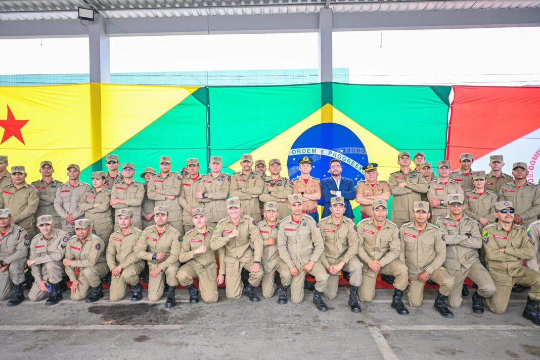 governador-anuncia-a-nomeacao-de-52-candidatos-aprovados-no-curso-de-formacao-de-aluno-soldado-combatente-do-corpo-de-bombeiros