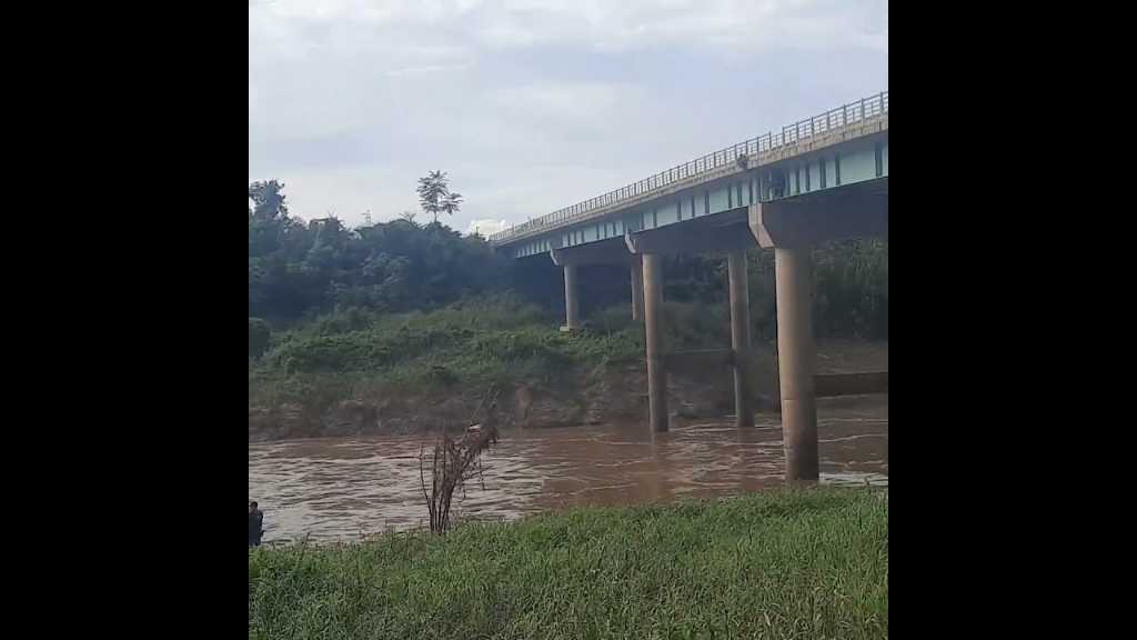 ponte-do-rio-caete-esta-com-trafego-liberado-ate-balsa-voltar-a-operacionar,-destaca-dnit