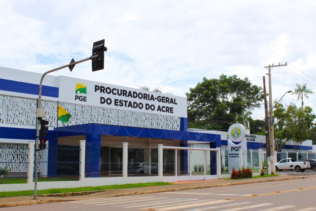 procuradoria-geral-do-estado-lanca-edital-para-cadastramento-de-advogados-dativos