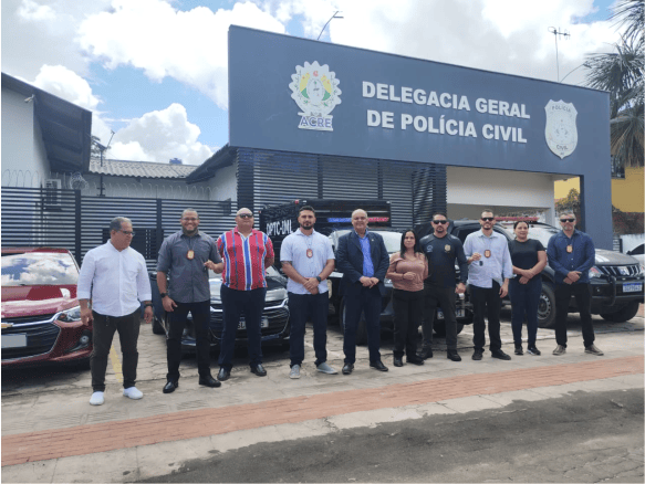 policia-civil-entrega-veiculos-a-delegacias-do-interior