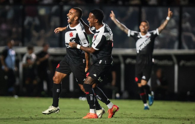 paulo-henrique-faz-golaco-e-garante-vitoria-do-vasco-sobre-o-marica