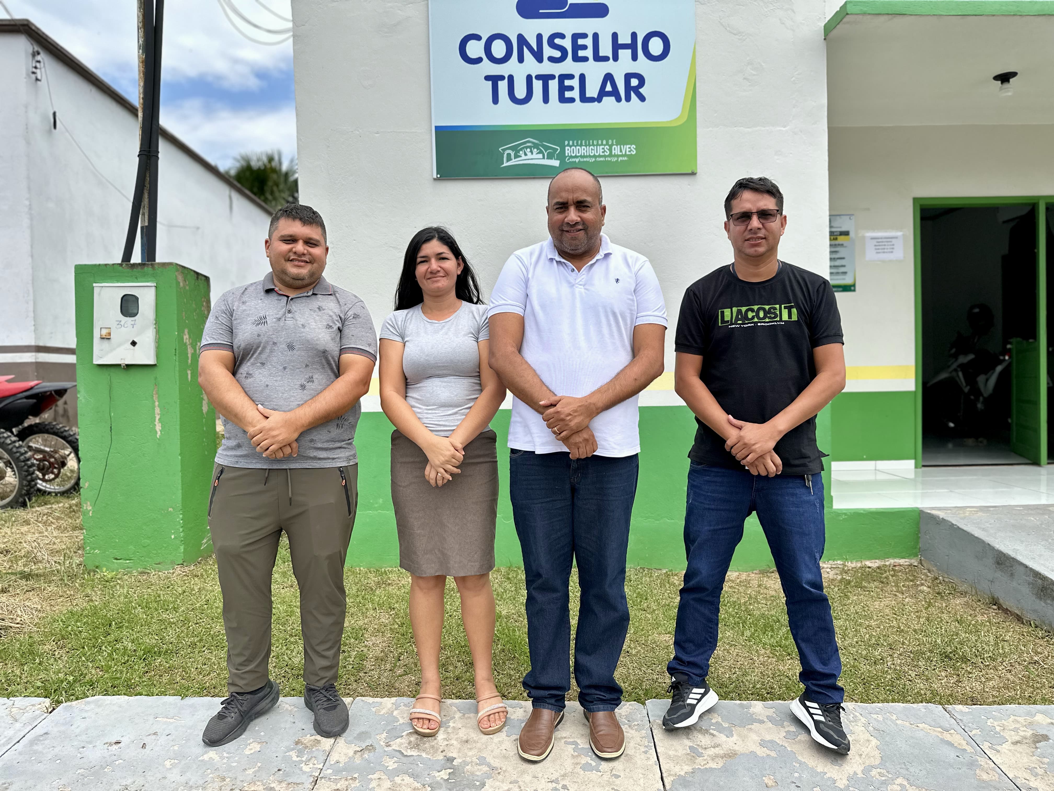 Deputado Clodoaldo Rodrigues visita instituições em Rodrigues Alves para fortalecer ações em benefício da população | Cidade AC News – Notícias do Acre