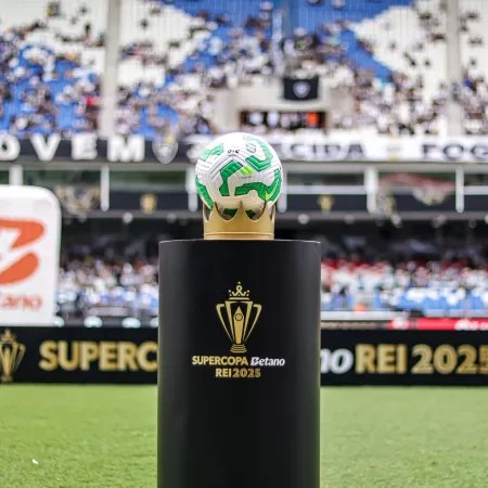 premiacao-da-supercopa:-veja-quanto-o-flamengo-vai-receber-pelo-titulo