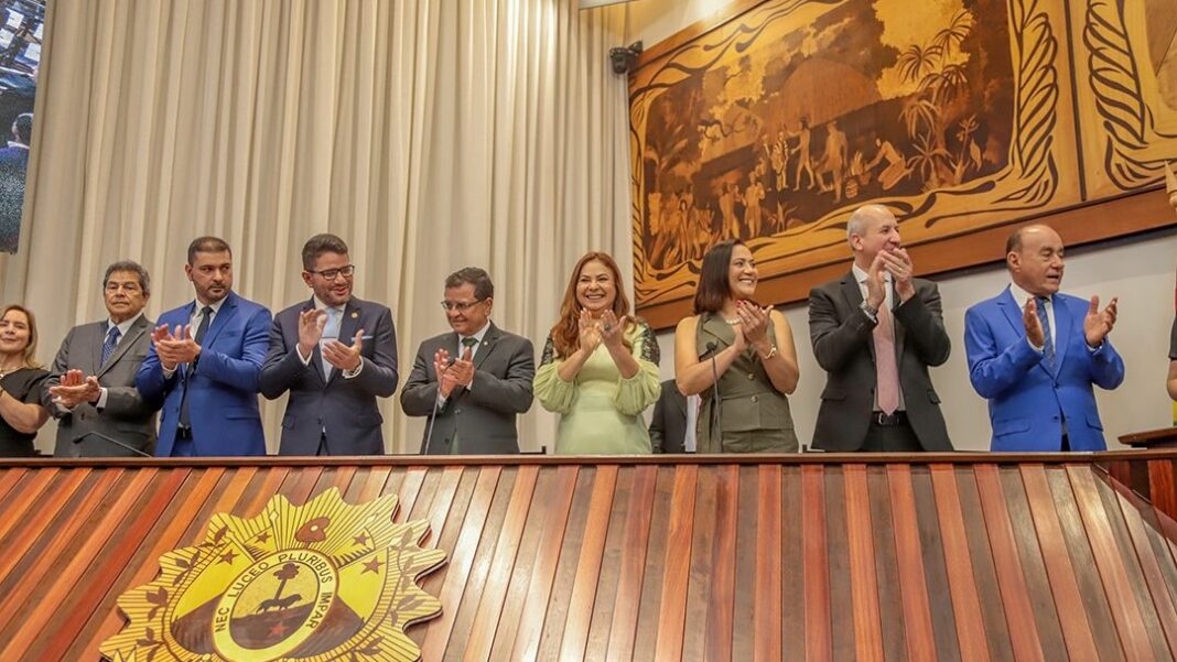 prefeito-de-rio-branco-destaca-importancia-do-legislativo-para-crescimento-do-estado-durante-solenidade-na-aleac