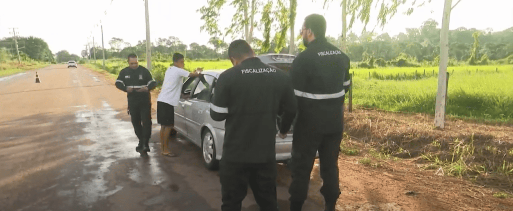 ageac-e-policia-civil-intensificam-fiscalizacao-para-combater-transporte-irregular-na-estrada-de-porto-acre