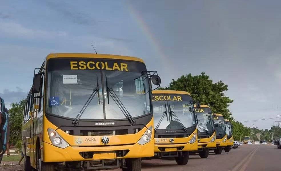 trabalhadores-do-transporte-escolar-anunciam-paralisacao-no-acre