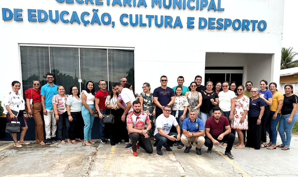 secretaria-municipal-de-educacao-se-reune-com-gestores-para-alinhar-inicio-do-ano-letivo