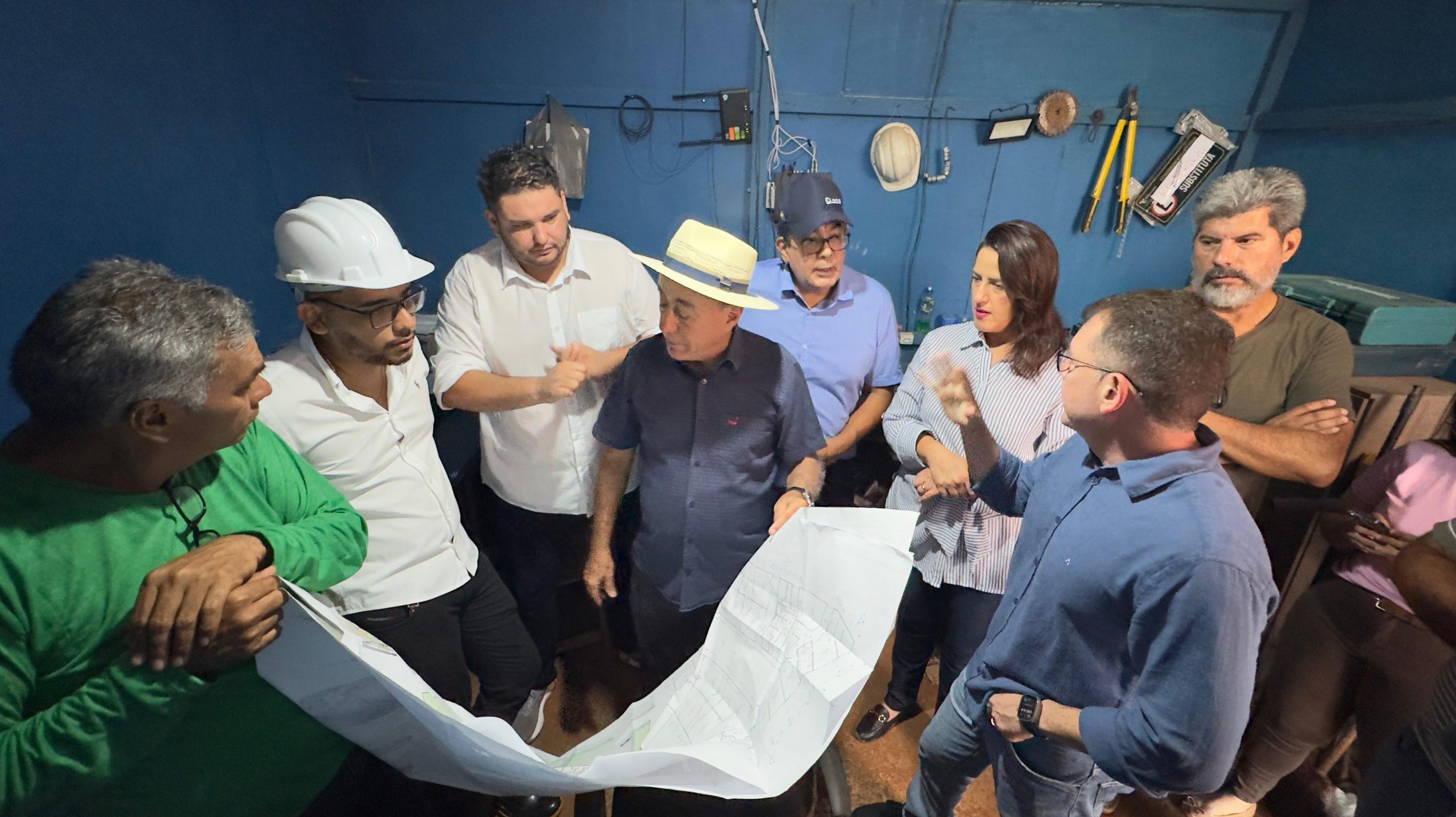 prefeito-de-rio-branco-realiza-visita-tecnica-a-obra-da-creche-na-vila-acre  