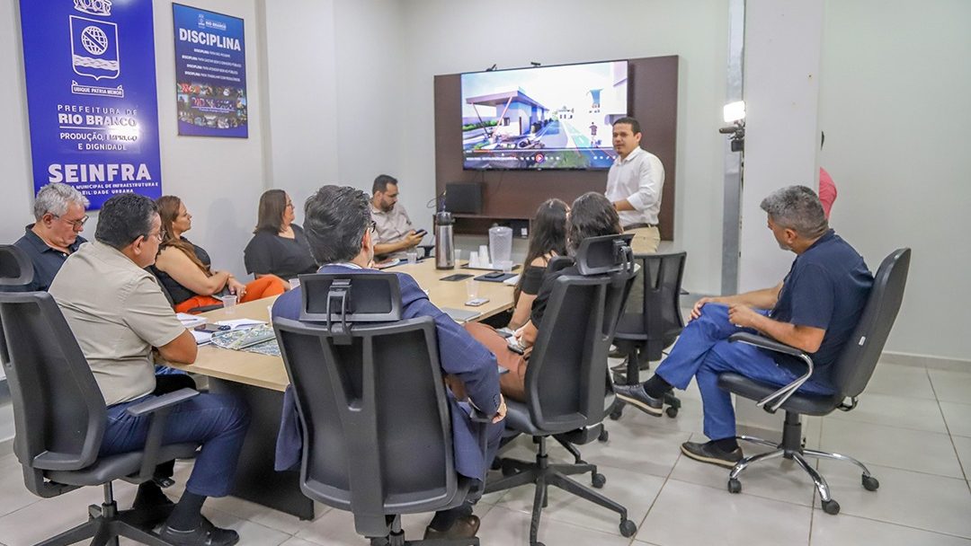 em-visita-institucional,-promotor-se-reune-com-equipe-da-seinfra-e-conhece-projetos-para-2025
