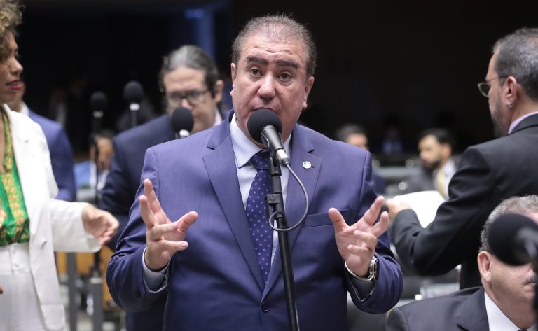 projeto-permite-registro-de-protesto-contra-venda-de-imovel-de-familia