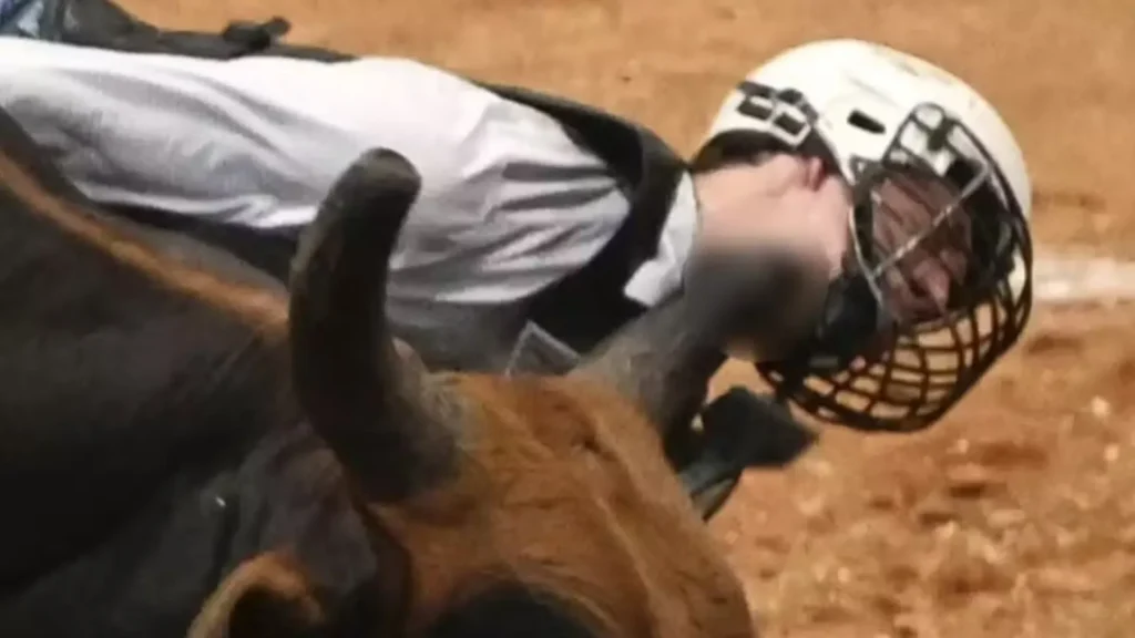 peao-e-chifrado-no-pescoco-durante-rodeio-e-sobrevive