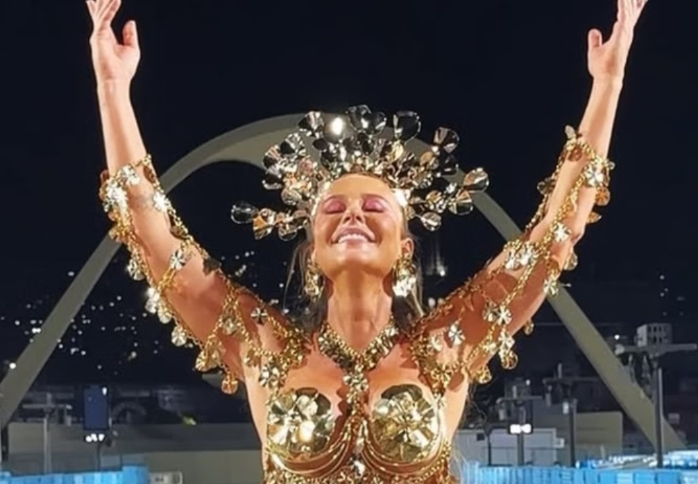 paolla-oliveira-abandona-posto-de-rainha-de-bateria-e-explica-motivo