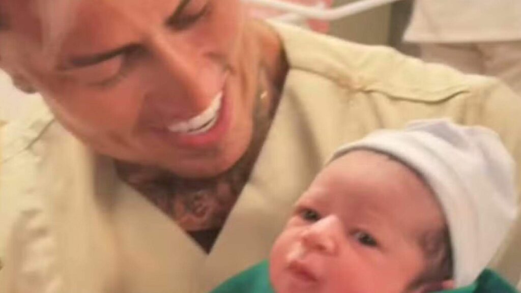 mc-daniel-se-declara-para-o-filho,-ras,-fruto-da-relacao-com-lorena-maria