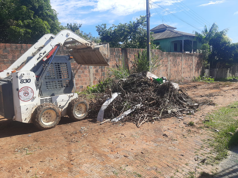 prefeitura-de-tarauaca-realiza-mutirao-de-limpeza-no-igarape-do-buchao