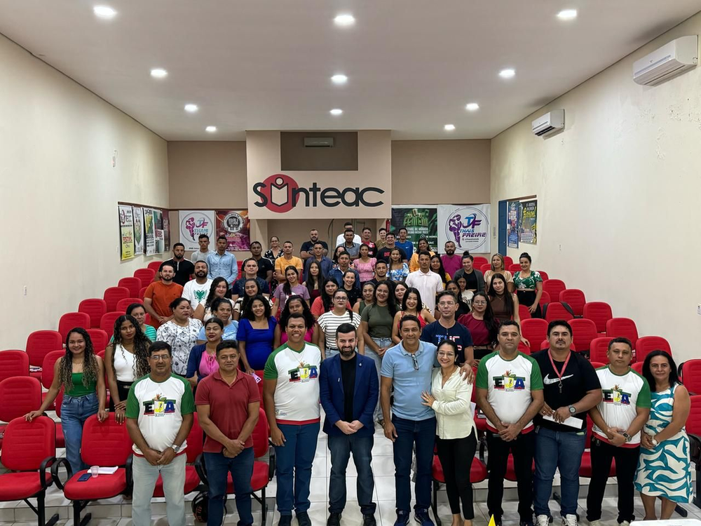 prefeitura-de-tarauaca-realiza-1a-formacao-do-eja-2025-com-mais-de-50-professores.