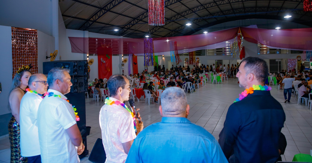 prefeitura-de-cruzeiro-do-sul-abre-carnaval-2025-com-baile-de-mascaras-e-escolha-da-realeza