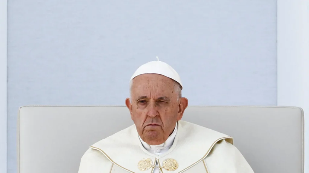 Turistas e religiosos sentem falta do papa Francisco durante missa em Roma – Cidade AC News turistas-e-religiosos-sentem-falta-do-papa-francisco-durante-missa-em-roma