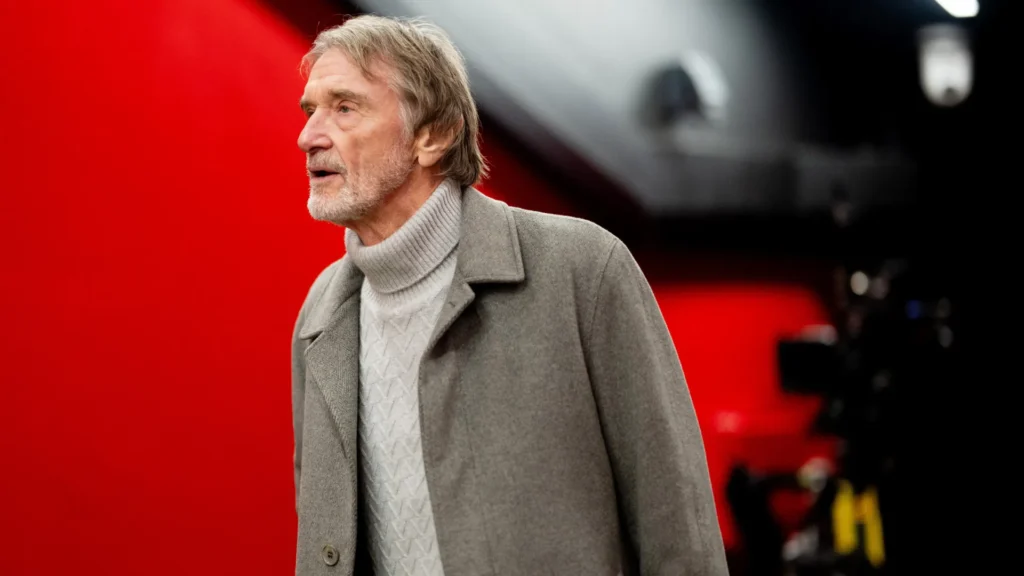 manchester-united-corta-custos-e-limita-refeicoes-para-funcionarios-e-bas