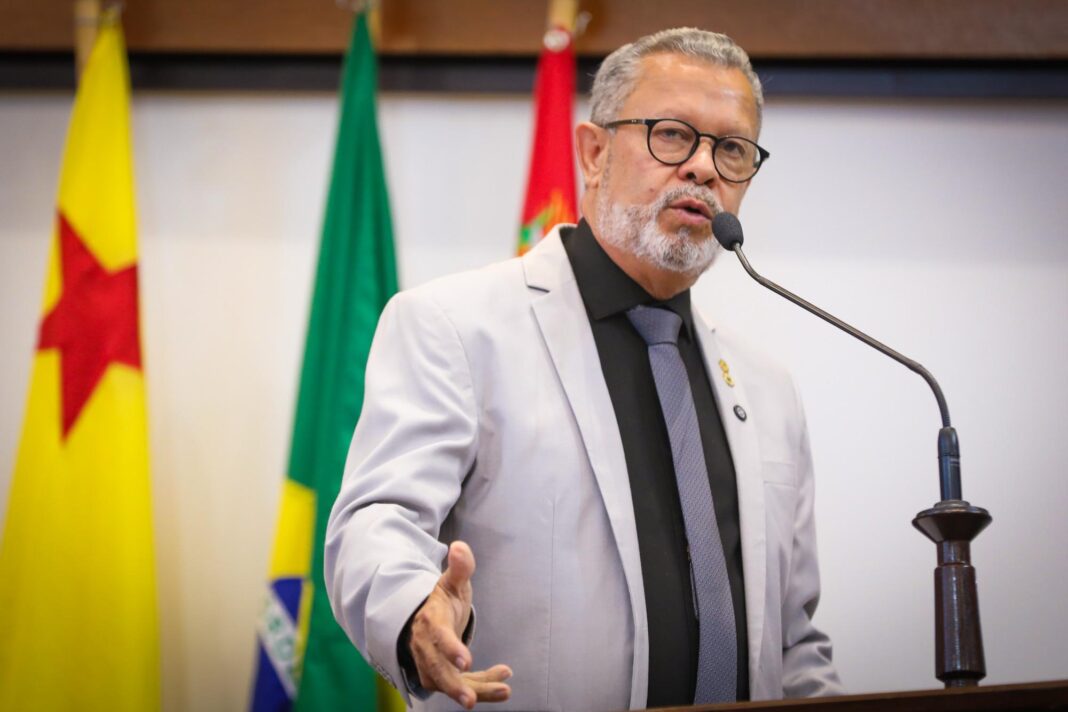 afonso-fernandes-defende-modelo-de-regularizacao-fundiaria-adotado-em-pernambuco-e-propoe-audiencia-publica-na-aleac