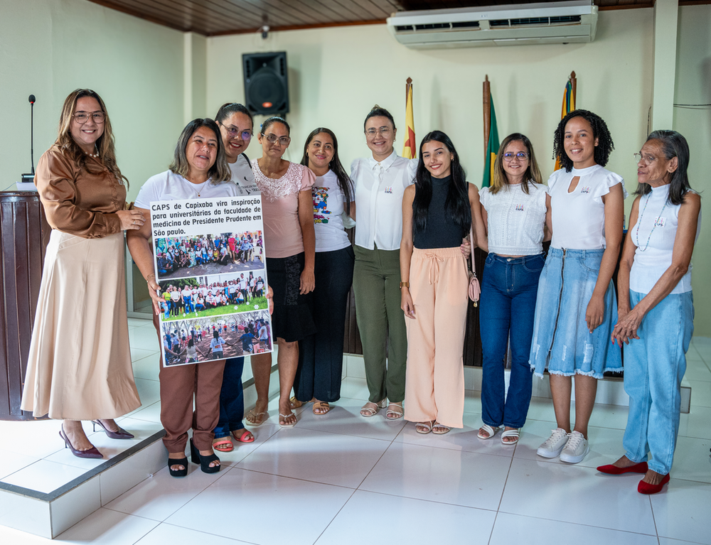 vereadora-angela-d’paula-homenageia-equipe-do-caps-de-capixaba-na-tribuna-do-legislativo-municipal