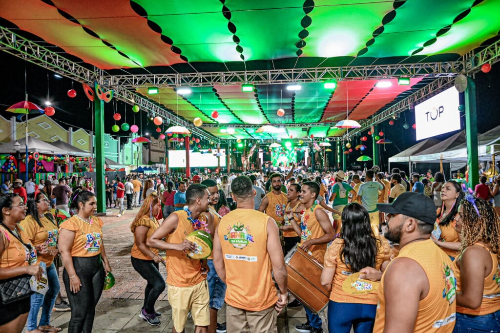 saiba-o-que-nao-se-pode-levar-para-o-carnaval-da-familia-em-rio-branco