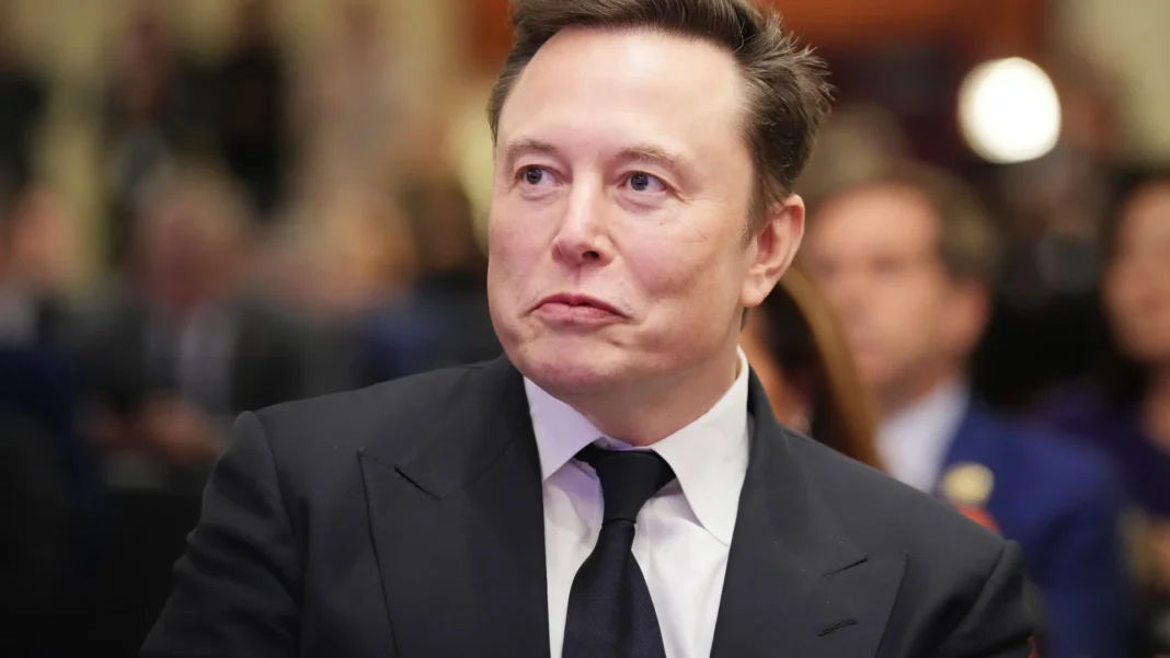 musk-sugere-aumentar-salarios-de-politicos-nos-eua-em-meio-a-cortes-de-gastos